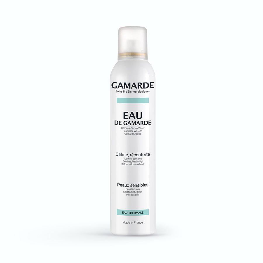 EAU-DE-GAMARDE-250ML-BD-1.jpg GAMARDE EAU DE GAMARDE SPRAY EAU THERMALE 250 ML – Image 1